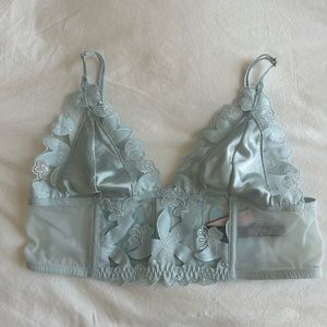 NWT Victoria Secret Bralette lingerie